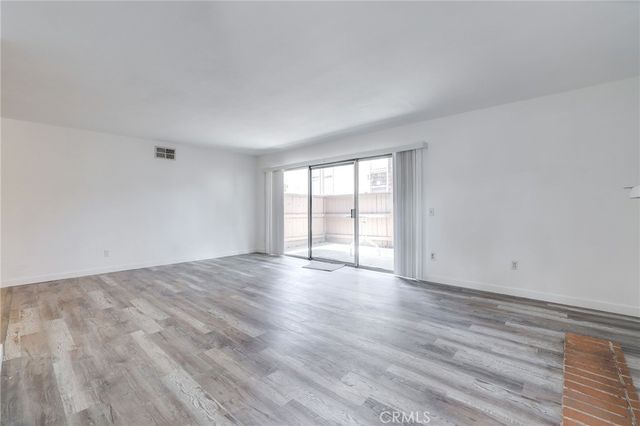 1094 Cabrillo Park, Santa Ana, CA 92701