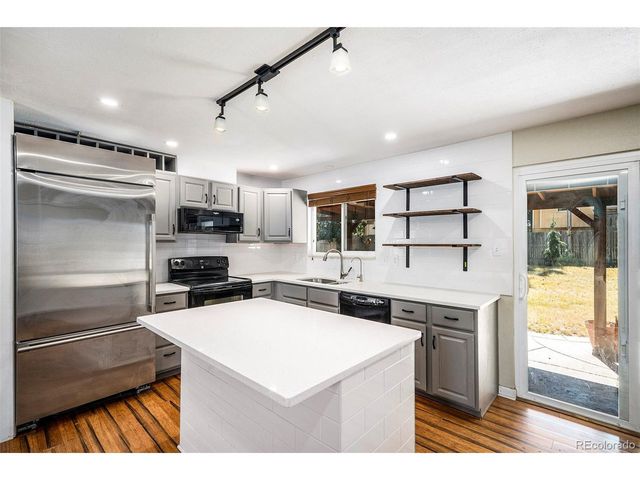 130 Dianna Dr, Lone Tree, CO 80124