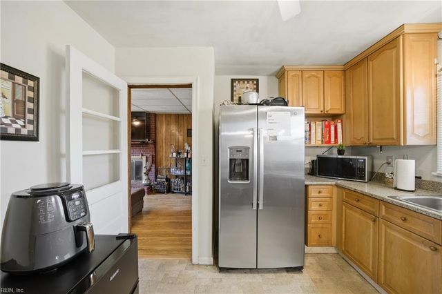 1424 Ramsey RD, Norfolk, VA 23503