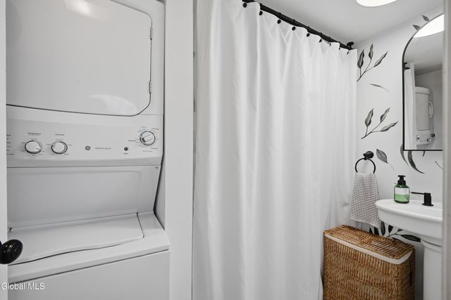 205 14th Street, Watervliet, NY 12189