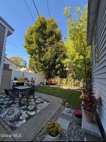 205 14th Street, Watervliet, NY 12189