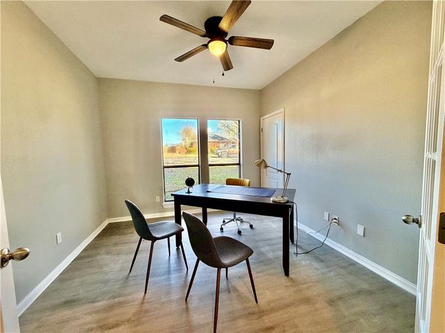 4549 Teal Dr, Corpus Christi, TX 78410