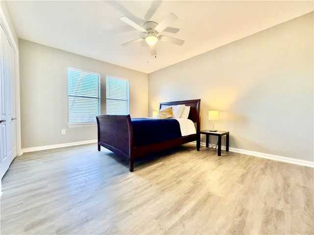 4549 Teal Dr, Corpus Christi, TX 78410