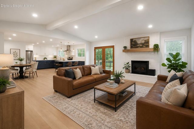 2800 W Oak Run Road, Ozark, MO 65721