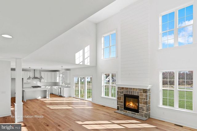 723 BRINDLE FARM LANE, Mechanicsburg, PA 17055