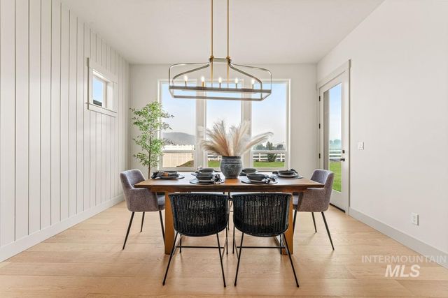 9262 W Sooty Grouse Ct, Boise, ID 83714
