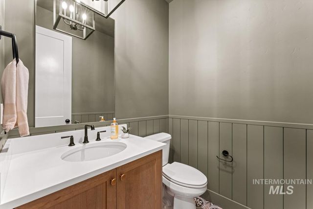9262 W Sooty Grouse Ct, Boise, ID 83714