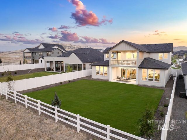 9262 W Sooty Grouse Ct, Boise, ID 83714