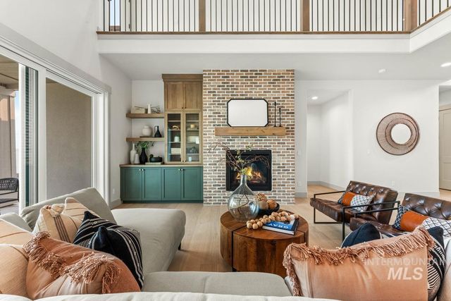 9262 W Sooty Grouse Ct, Boise, ID 83714