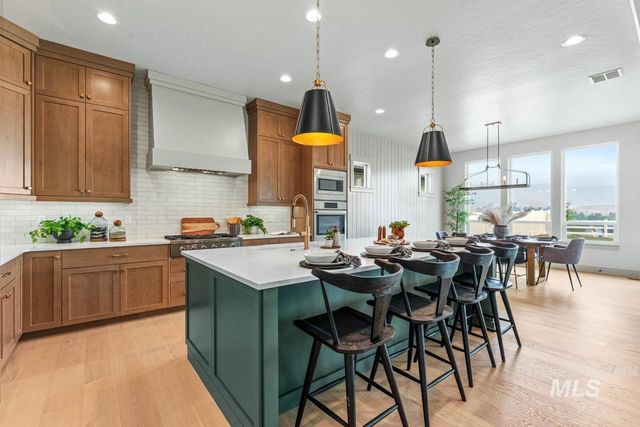 9262 W Sooty Grouse Ct, Boise, ID 83714