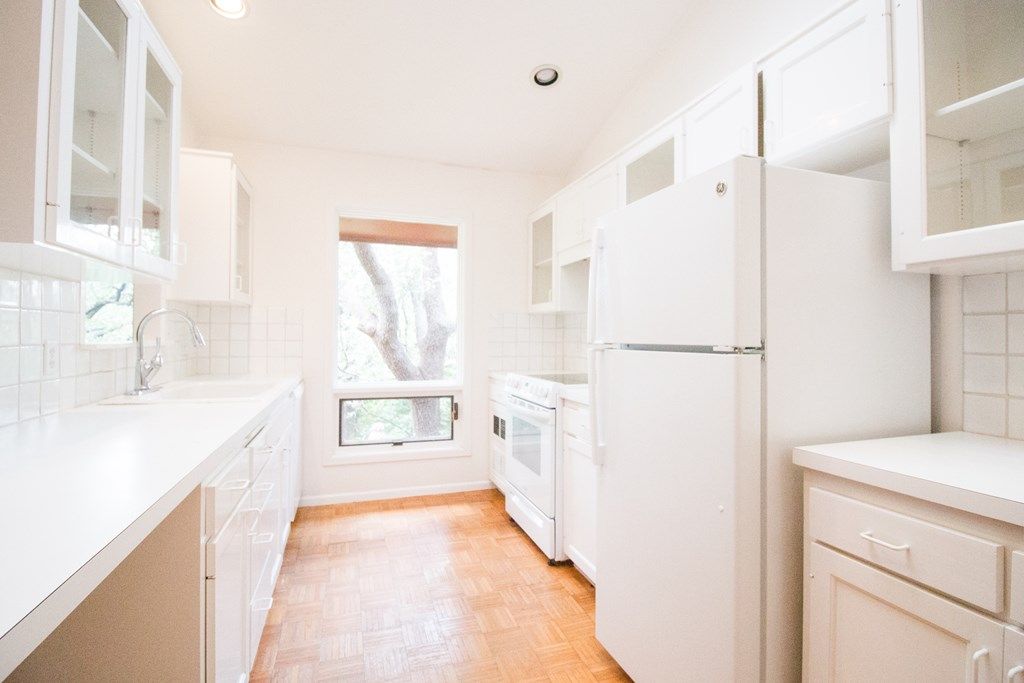 Image 10 of property listing at 27 Yucca St, San Angelo, TX 76901