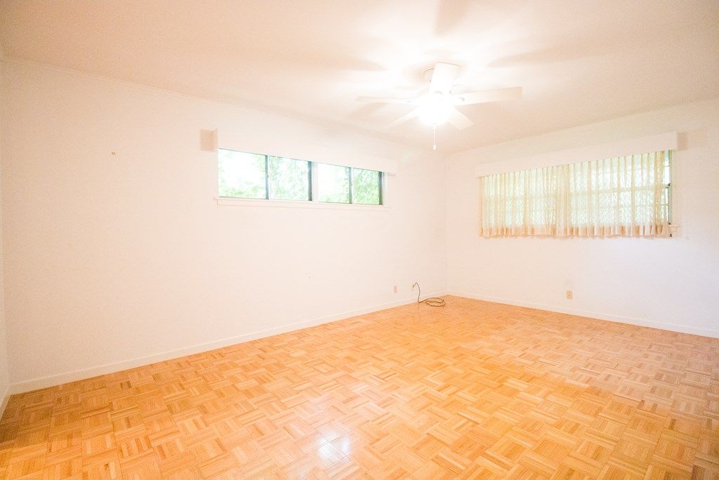 Image 15 of property listing at 27 Yucca St, San Angelo, TX 76901