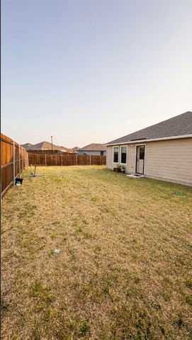1760 Courage Creek, Crandall, TX 75114