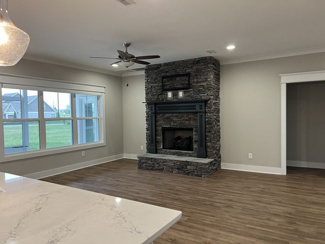 504 River Watch Way, Winchester, TN 37398