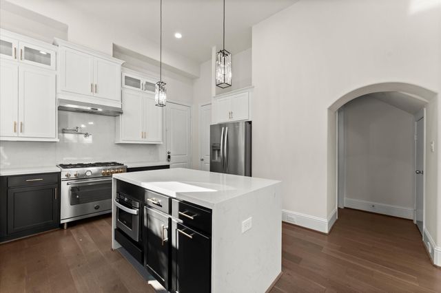 1902 W 25th Street, Houston, TX 77008