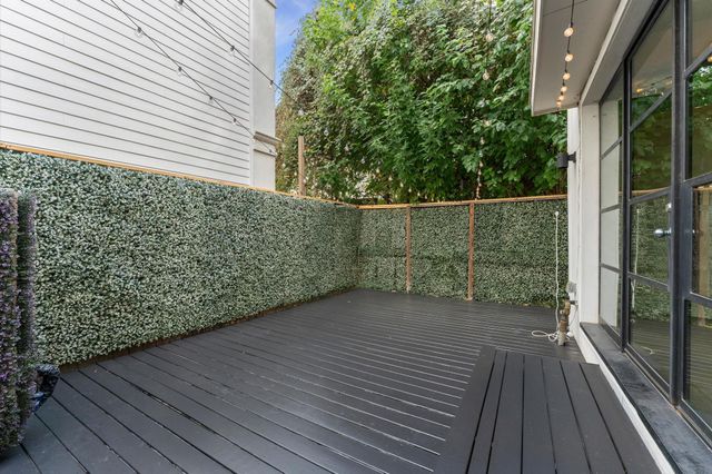 1902 W 25th Street, Houston, TX 77008