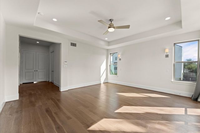 1902 W 25th Street, Houston, TX 77008