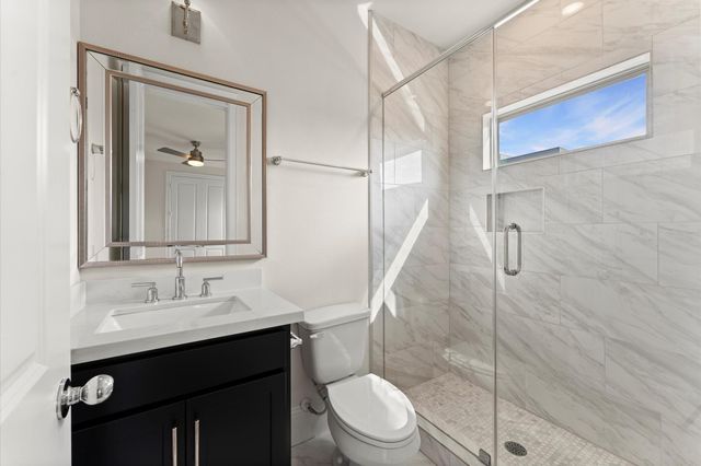 1902 W 25th Street, Houston, TX 77008