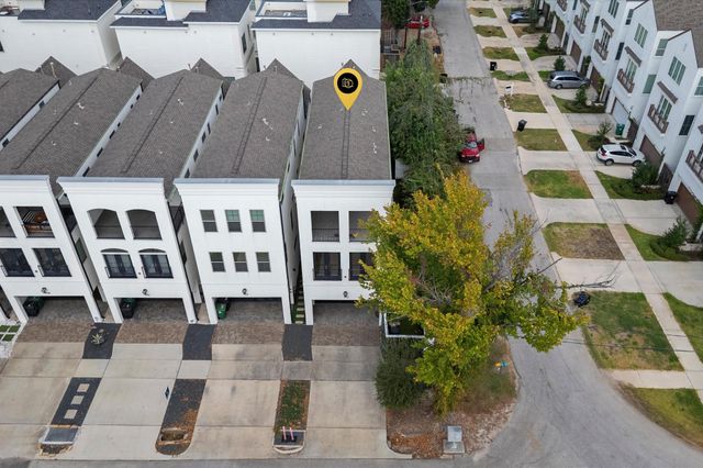 1902 W 25th Street, Houston, TX 77008