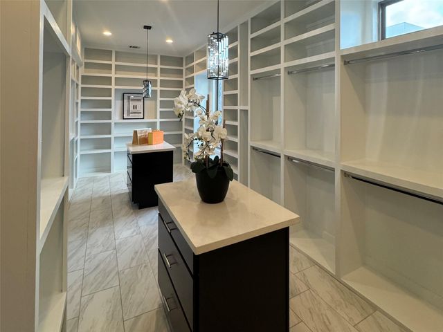 1902 W 25th Street, Houston, TX 77008