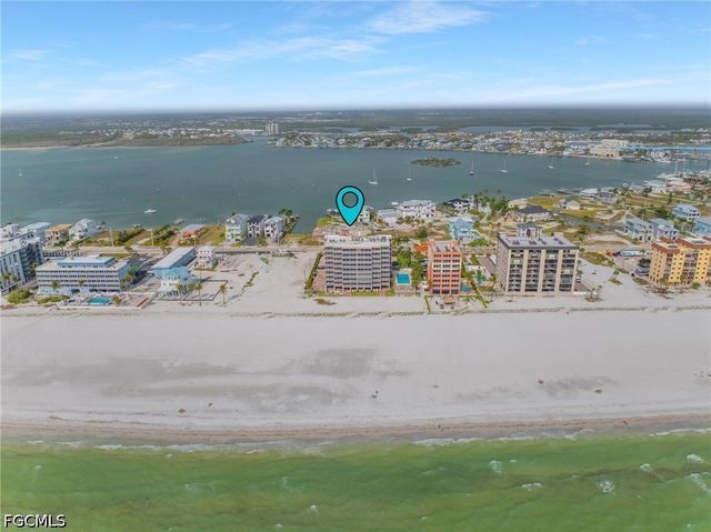 507 Carlos CIR, Fort Myers Beach, FL 33931
