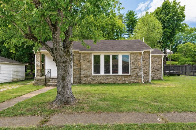 602 Hatcher Dr, Fayetteville, TN 37334