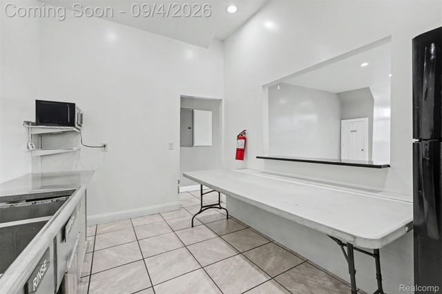 4187 Junction Avenue, Detroit, MI 48210