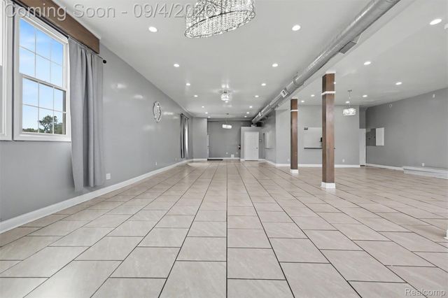 4187 Junction Avenue, Detroit, MI 48210