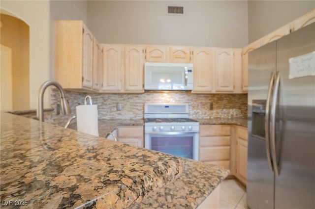 3320 South Fort Apache Road 239, Las Vegas, NV 89117