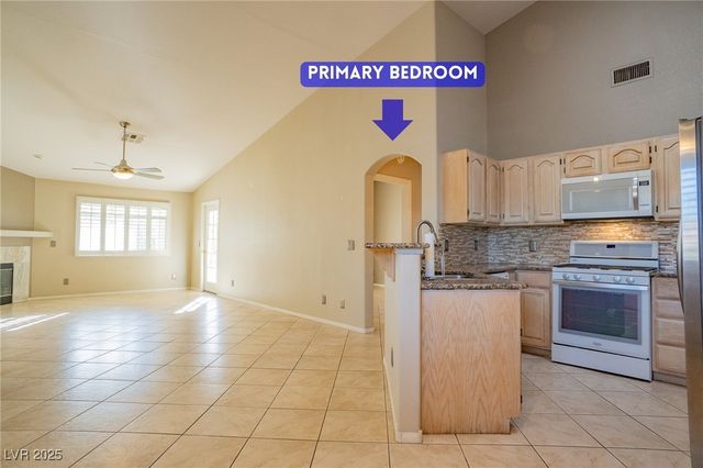 3320 South Fort Apache Road 239, Las Vegas, NV 89117