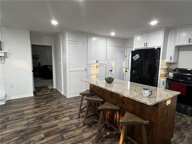 1430 Skyline Drive, Russellville, AR 72802