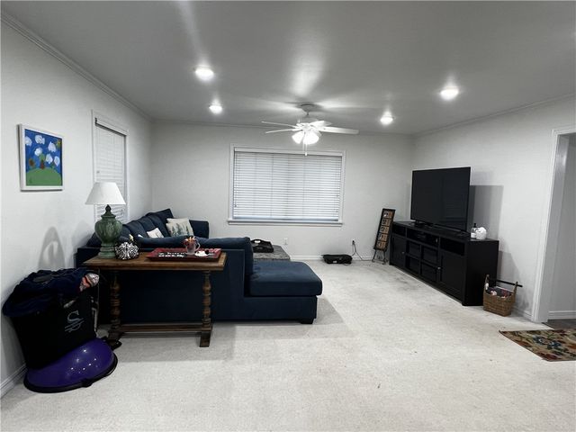 1430 Skyline Drive, Russellville, AR 72802