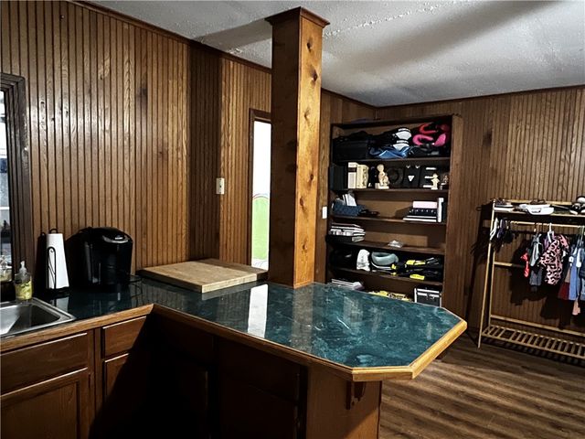 1430 Skyline Drive, Russellville, AR 72802
