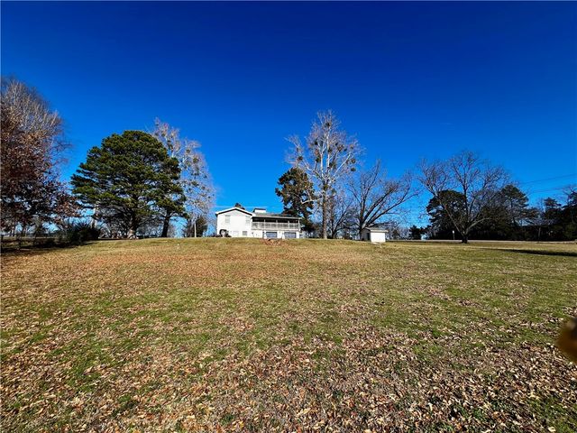 1430 Skyline Drive, Russellville, AR 72802