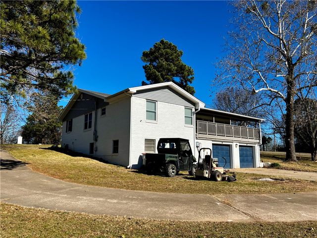 1430 Skyline Drive, Russellville, AR 72802