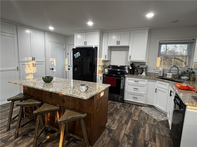 1430 Skyline Drive, Russellville, AR 72802