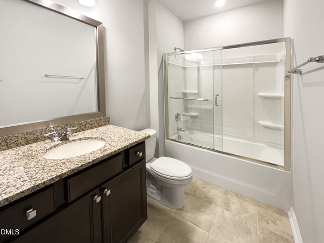 3000 Adencrest Place, Fuquay Varina, NC 27526