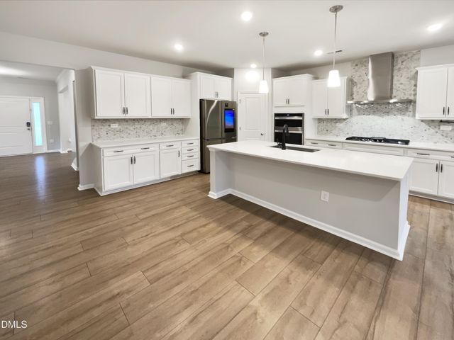 3000 Adencrest Place, Fuquay Varina, NC 27526