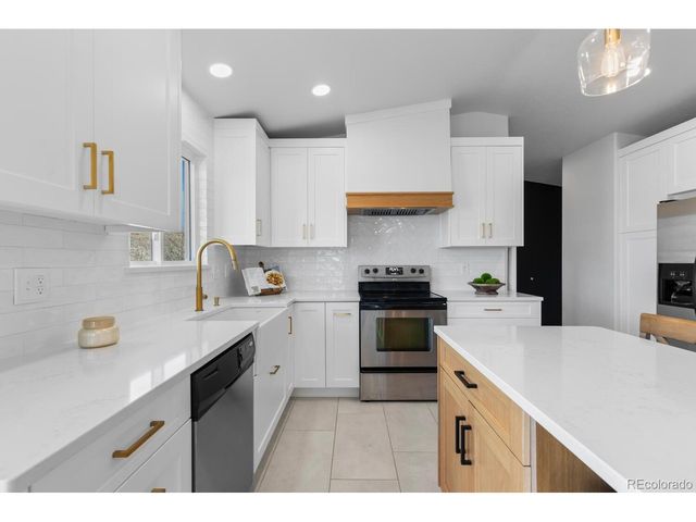 10885 Longs Peak Ln, Parker, CO 80138