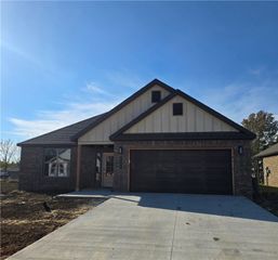 2304 Lexington Street, Siloam Springs, AR 72761