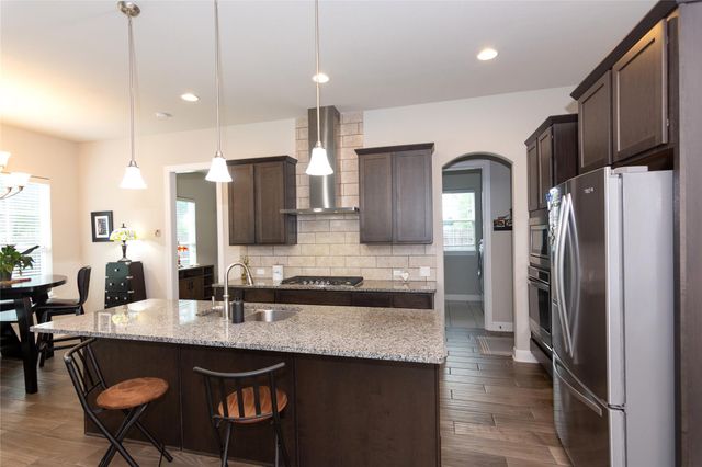 4733 Collins ST 610, Round Rock, TX 78681