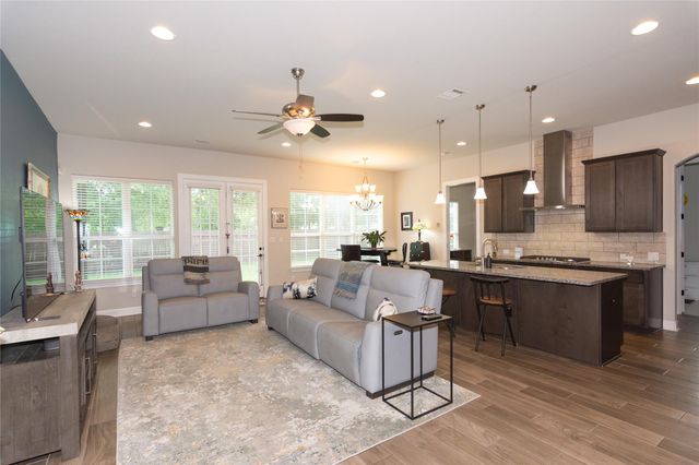 4733 Collins ST 610, Round Rock, TX 78681