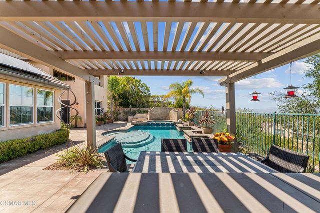 3435 Soft Whisper Court, Simi Valley, CA 93065