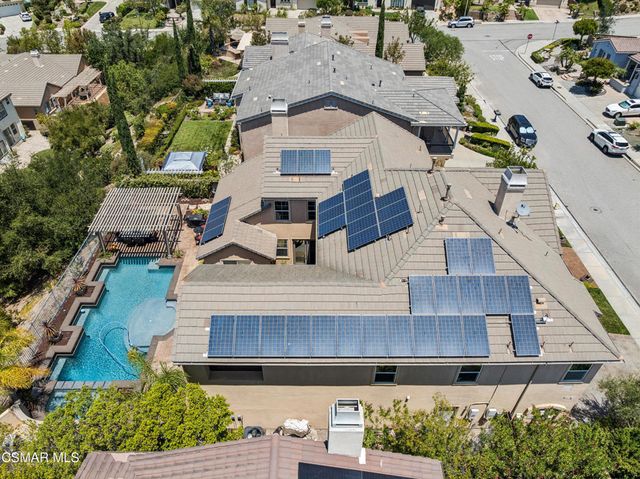 3435 Soft Whisper Court, Simi Valley, CA 93065