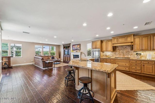 3435 Soft Whisper Court, Simi Valley, CA 93065
