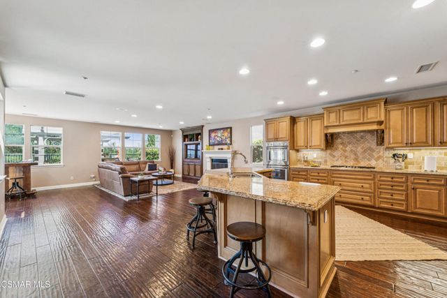 3435 Soft Whisper Court, Simi Valley, CA 93065