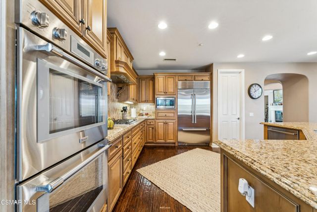 3435 Soft Whisper Court, Simi Valley, CA 93065