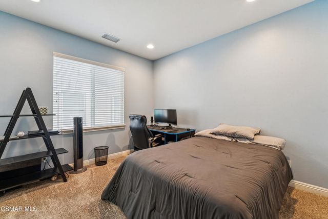 3435 Soft Whisper Court, Simi Valley, CA 93065