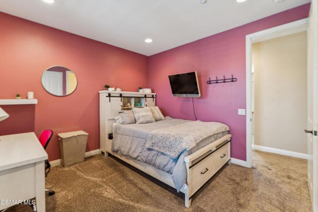3435 Soft Whisper Court, Simi Valley, CA 93065