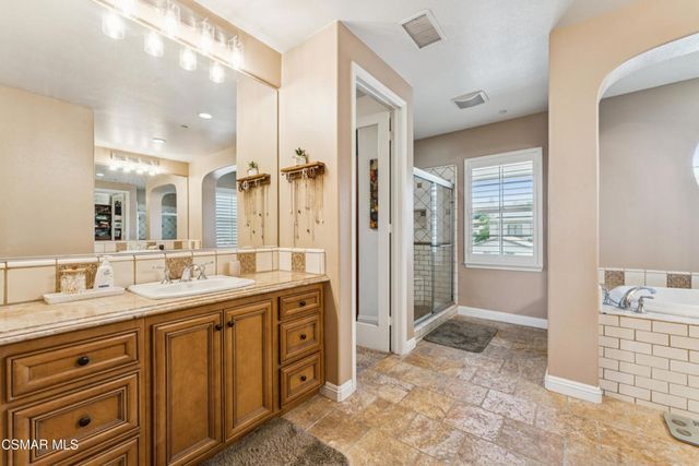 3435 Soft Whisper Court, Simi Valley, CA 93065